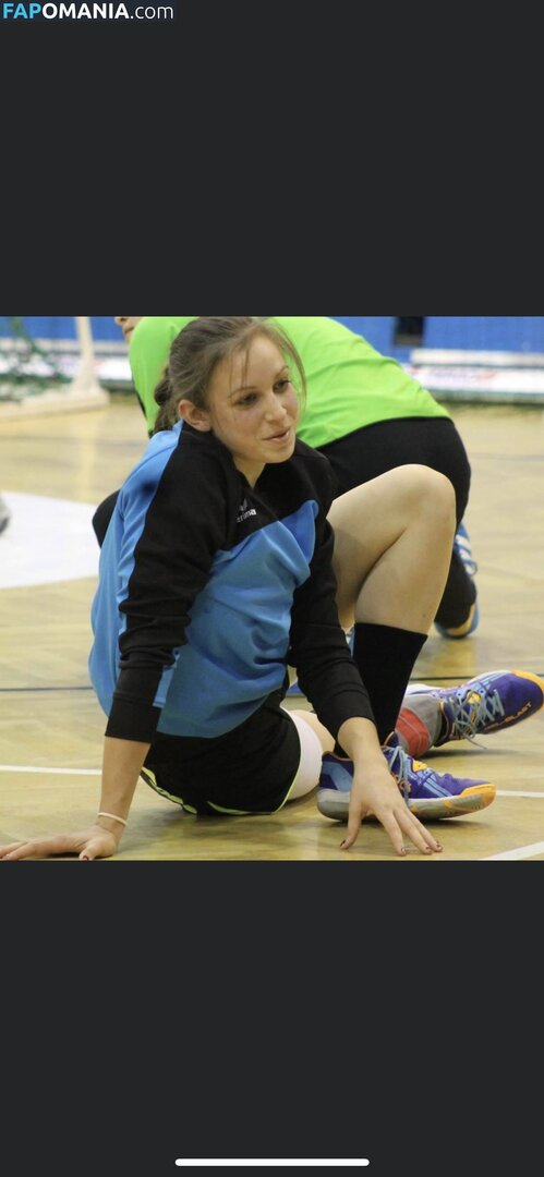 amator_csajok / f.lillaa / petratimea Nu OnlyFans  Photo fuitée #2694