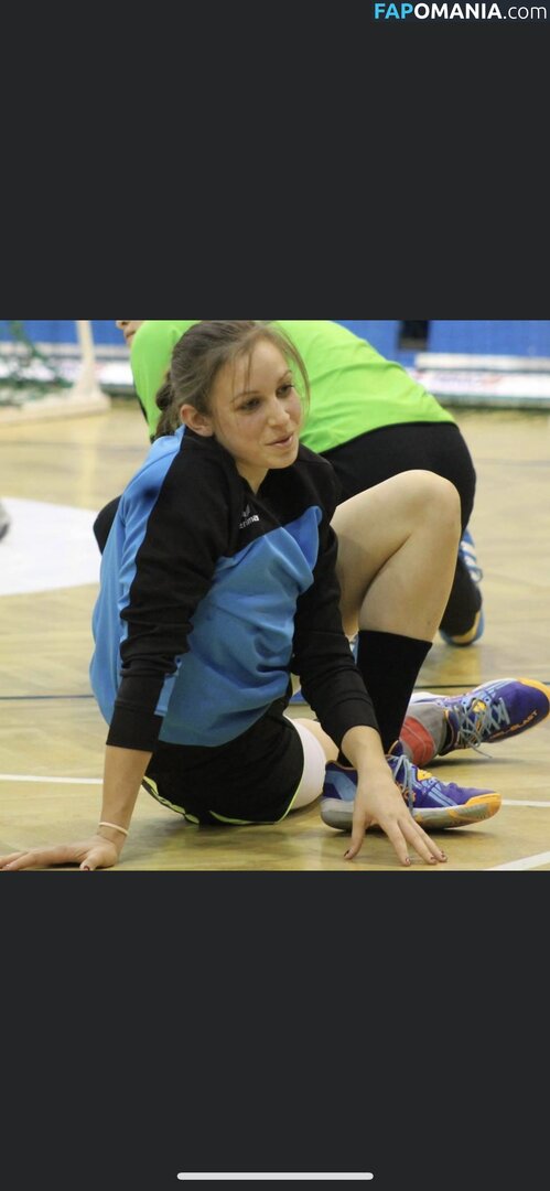 amator_csajok / f.lillaa / petratimea Nu OnlyFans  Photo fuitée #2700