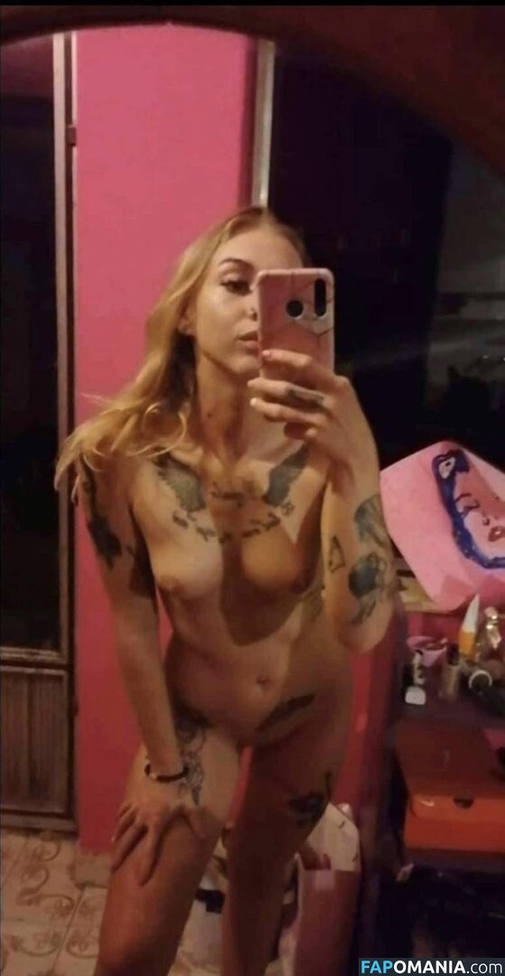 amator_csajok / f.lillaa / petratimea Nu OnlyFans  Photo fuitée #2774