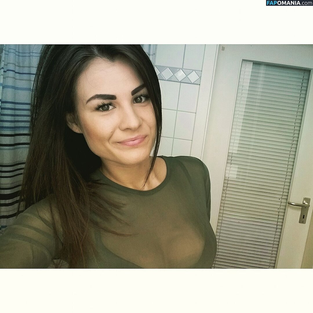 amator_csajok / f.lillaa / petratimea Nu OnlyFans  Photo fuitée #2788