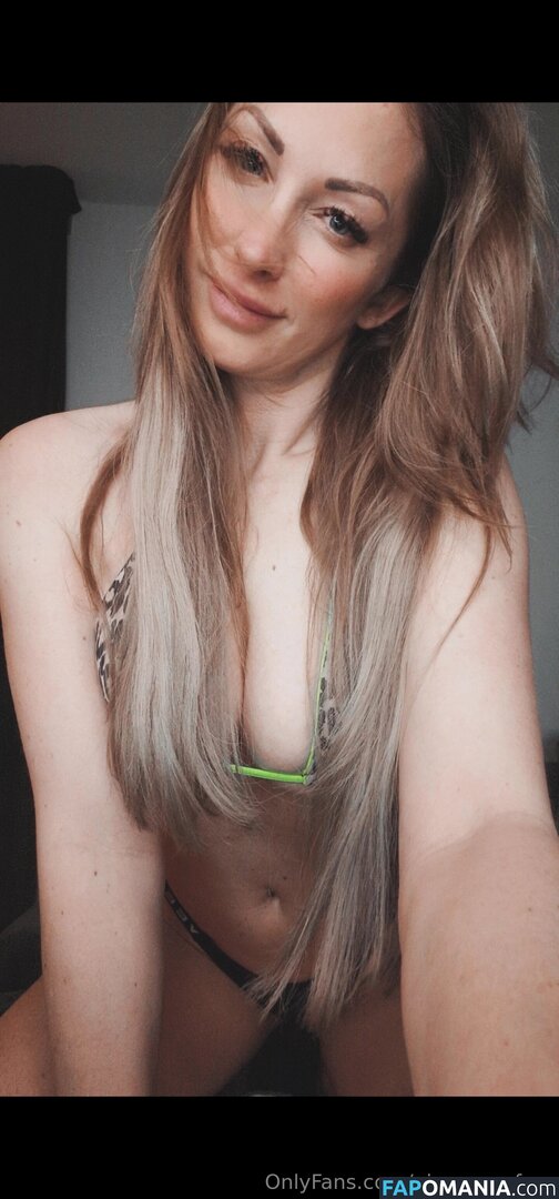 pinapopp.free / pinapopp.official Nu OnlyFans  Photo fuitée #2