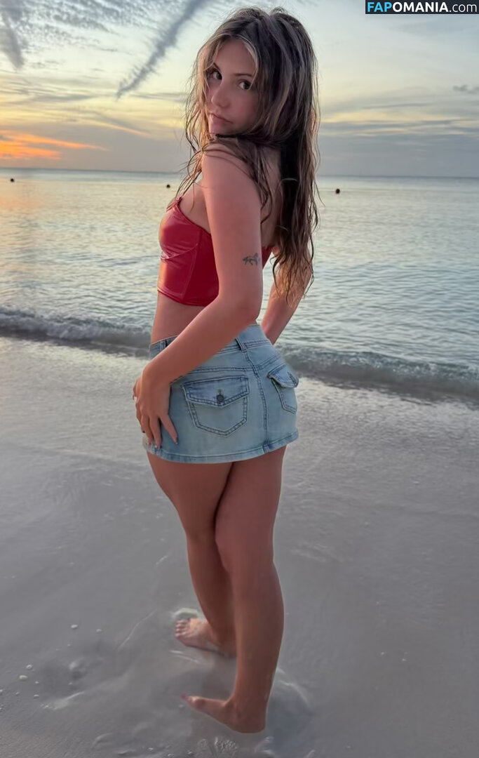 Piper Rockell / https: / piperrockelle Nu OnlyFans  Photo fuitée #14