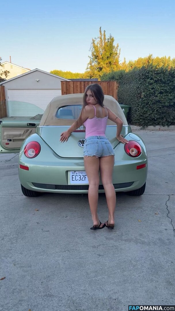 Piper Rockelle / https: / piperrockelle / piperrockellelive Nu OnlyFans  Photo fuitée #33