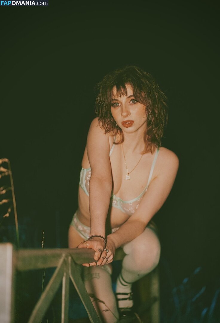 Pixie-Pie / pixie_pie / pixie_piee Nu OnlyFans  Photo fuitée #18