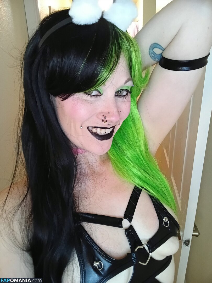 pixiepunk Nu OnlyFans  Photo fuitée #12