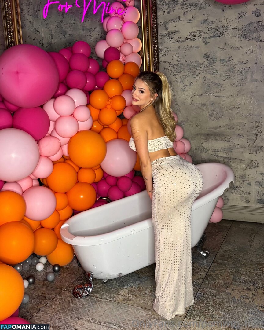 pom.wm / pomwm_free Nu OnlyFans  Photo fuitée #20