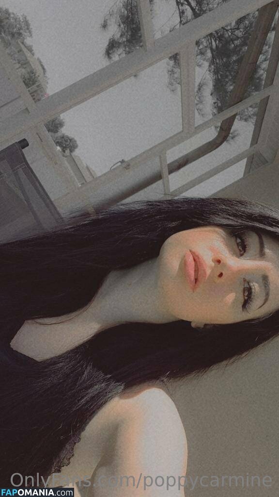 impoppy / poppycarmine Nu OnlyFans  Photo fuitée #10