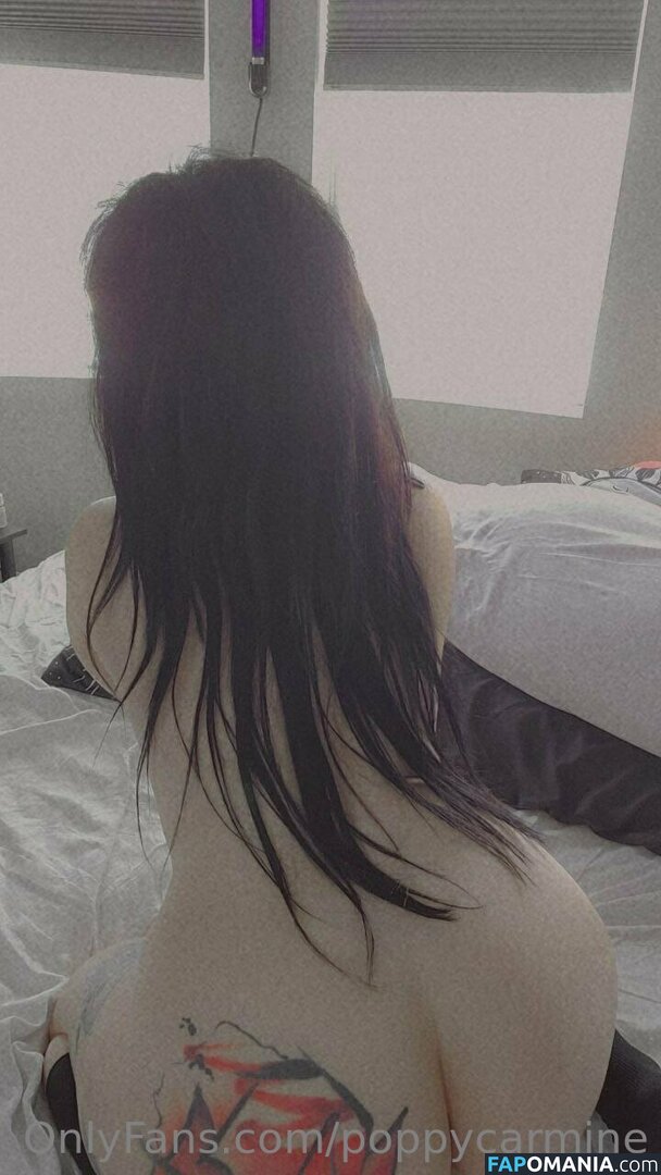 impoppy / poppycarmine Nu OnlyFans  Photo fuitée #22