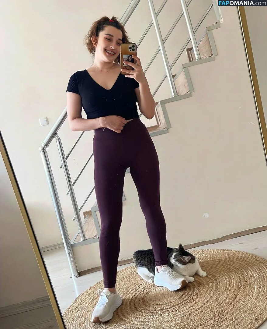 Pqueen / Turkish Streamer Nu OnlyFans  Photo fuitée #5