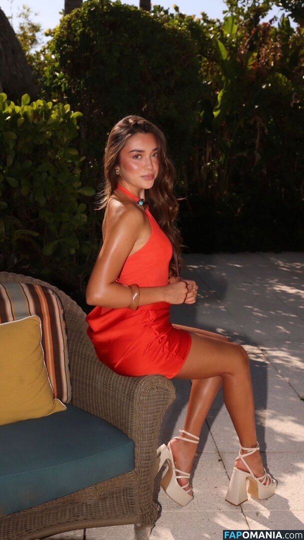 Presley Elise / https: / itspresleyelise Nu OnlyFans  Photo fuitée #13