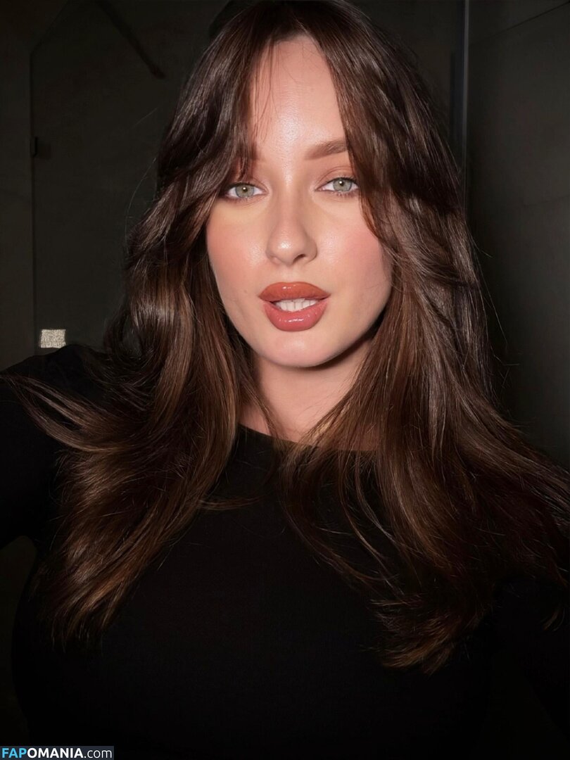 Julia / prettylittlething / pretylittlething Nu OnlyFans  Photo fuitée #200