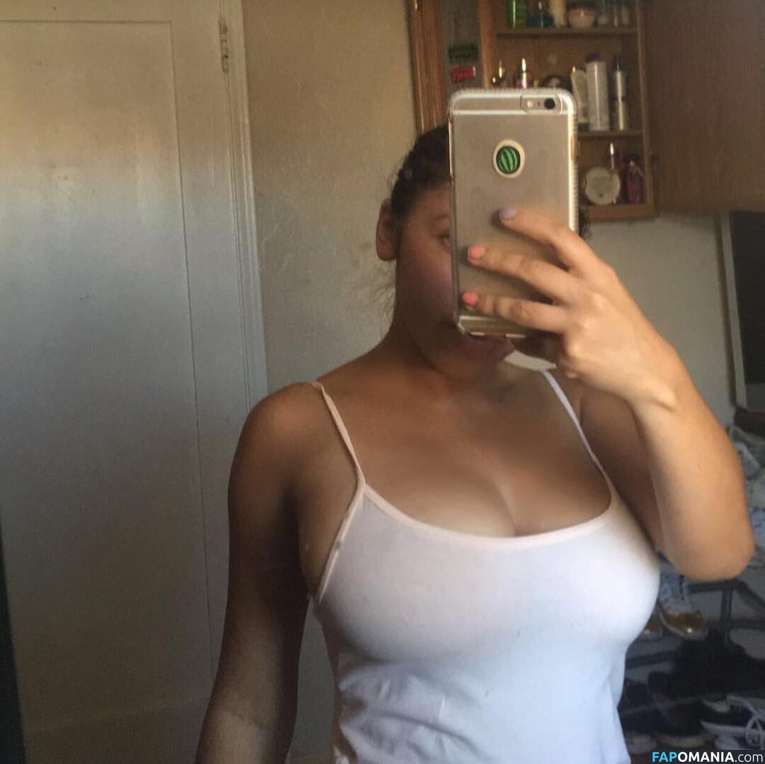 babyemilyver / princessemily / princesssaaemily Nu OnlyFans  Photo fuitée #1