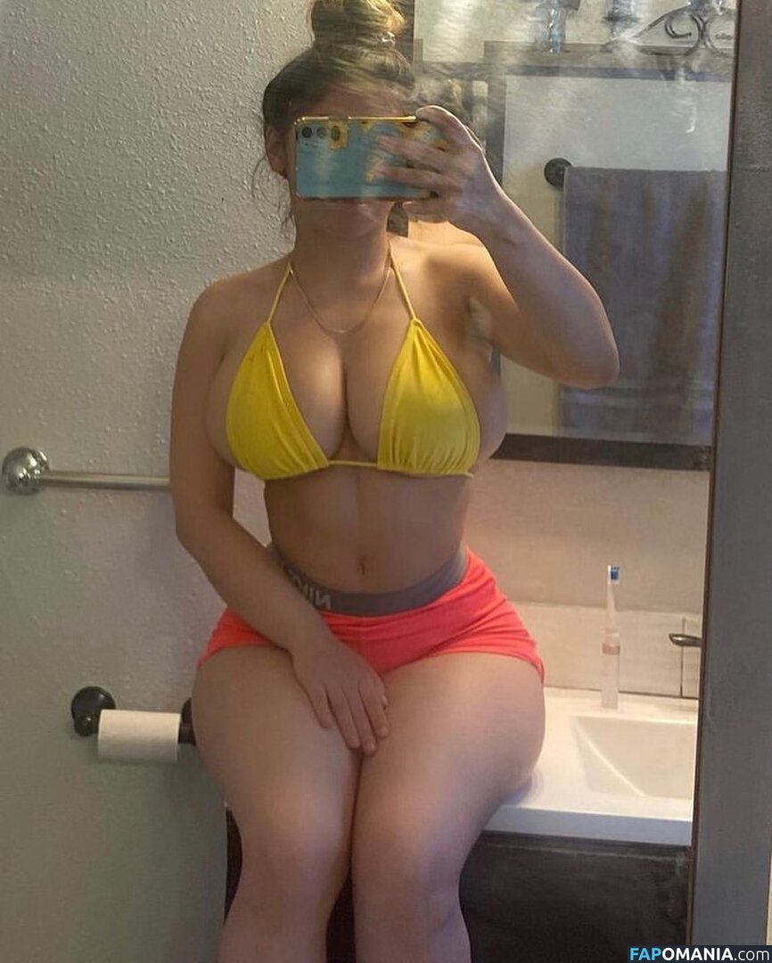 babyemilyver / princessemily / princesssaaemily Nu OnlyFans  Photo fuitée #7