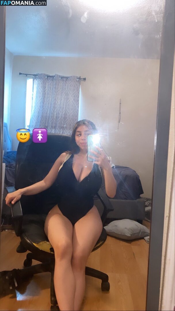 babyemilyver / princessemily / princesssaaemily Nu OnlyFans  Photo fuitée #8