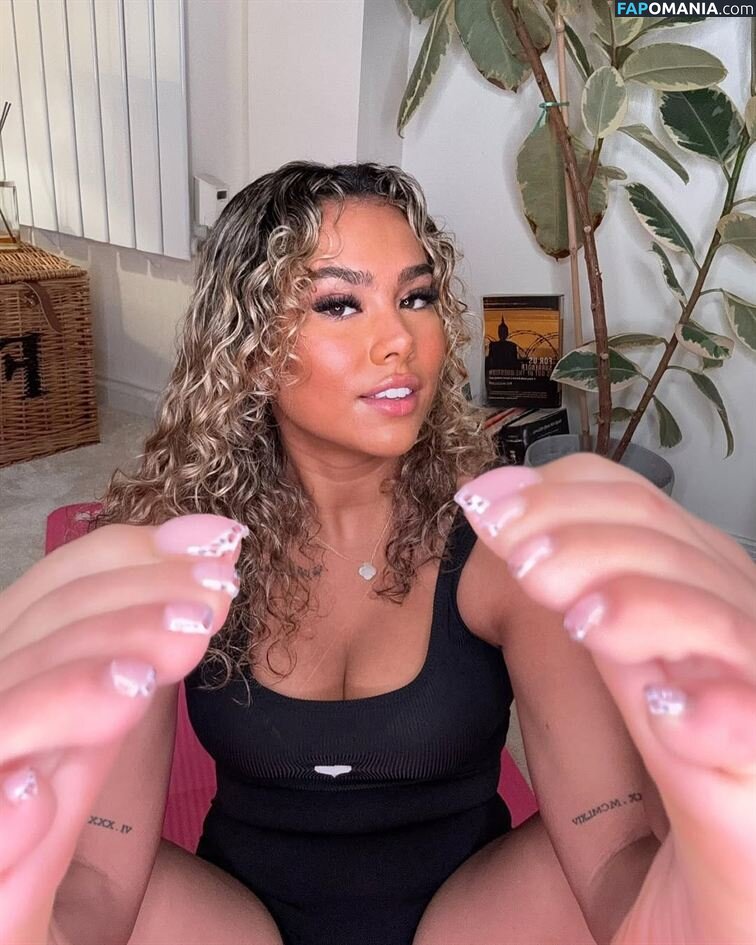 purelybamb Nu OnlyFans  Photo fuitée #14
