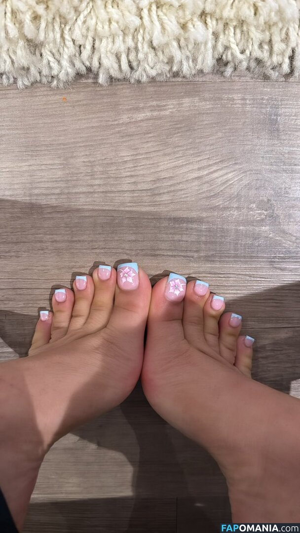 purelybamb Nu OnlyFans  Photo fuitée #20