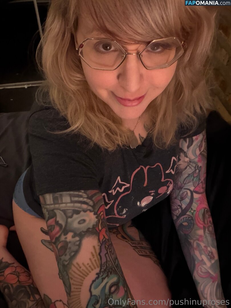 PushingUpRoses / https: / roseanders Nu OnlyFans  Photo fuitée #376