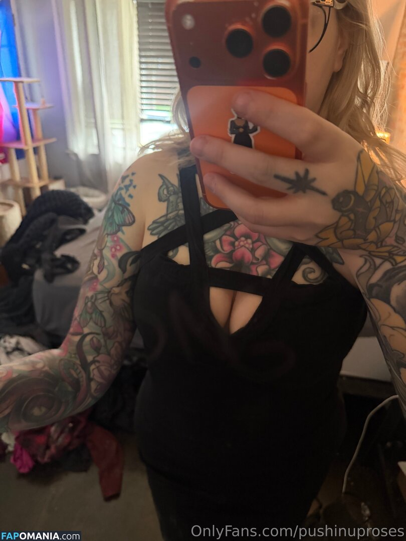 PushingUpRoses / https: / roseanders Nu OnlyFans  Photo fuitée #379