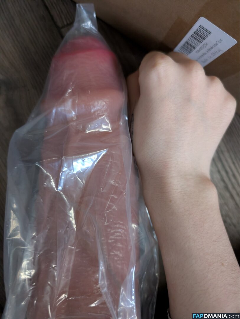 anaamari_ / asonxx / midlested / psyoptrick / pvnks Nu OnlyFans  Photo fuitée #24