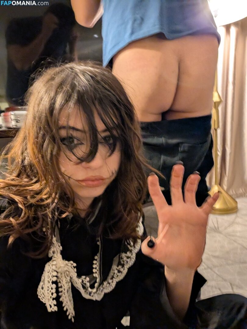 anaamari_ / asonxx / midlested / psyoptrick / pvnks Nu OnlyFans  Photo fuitée #32