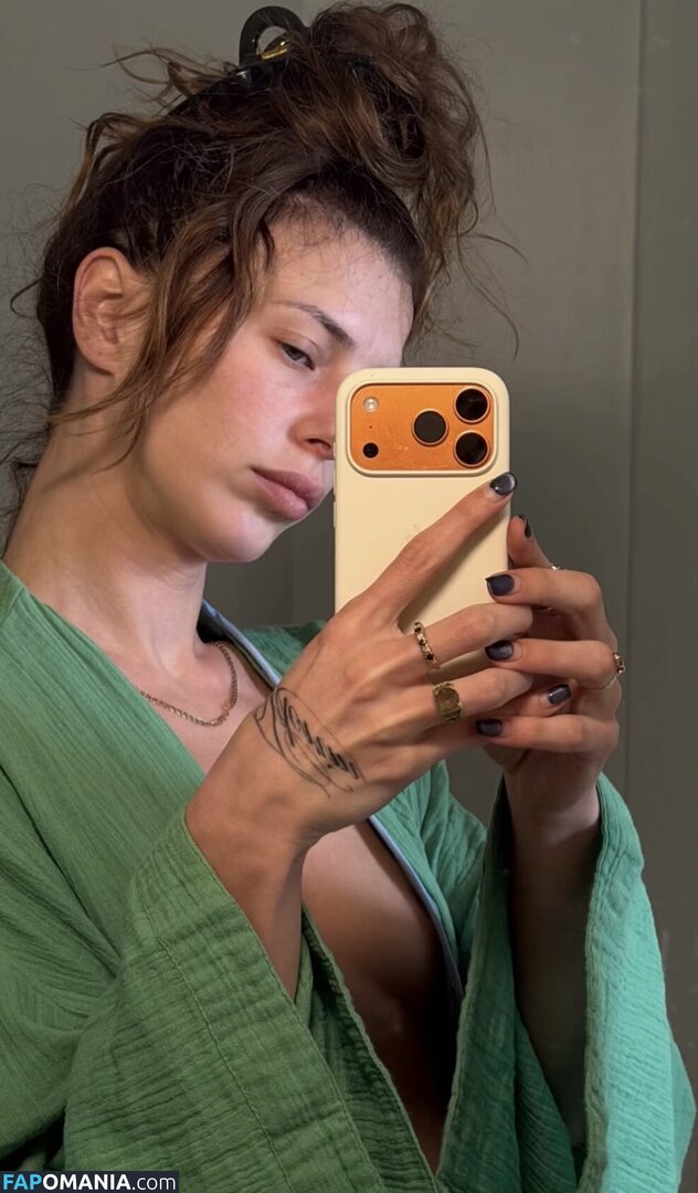 QENDRESALDN / Qendresa / https: / whereisqendresa Nu OnlyFans  Photo fuitée #13