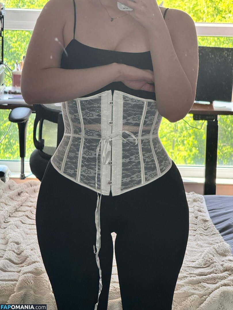 Qiandaiyiyu / Qiandai以宇 / https: Nu OnlyFans  Photo fuitée #60