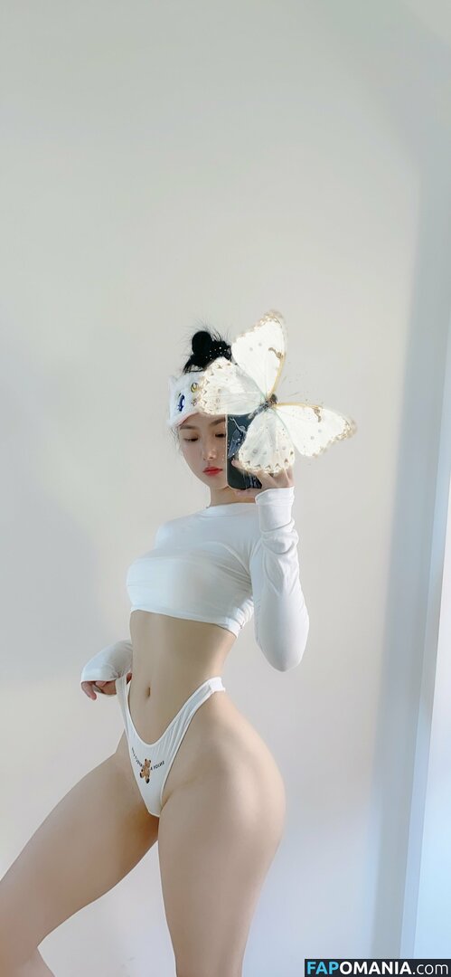  / Qiaoniu / QiaoniuTT / qiaoniu_tt / 俏妞qiaoniu / 俏妞qiaoniuTT Nu OnlyFans  Photo fuitée #2301