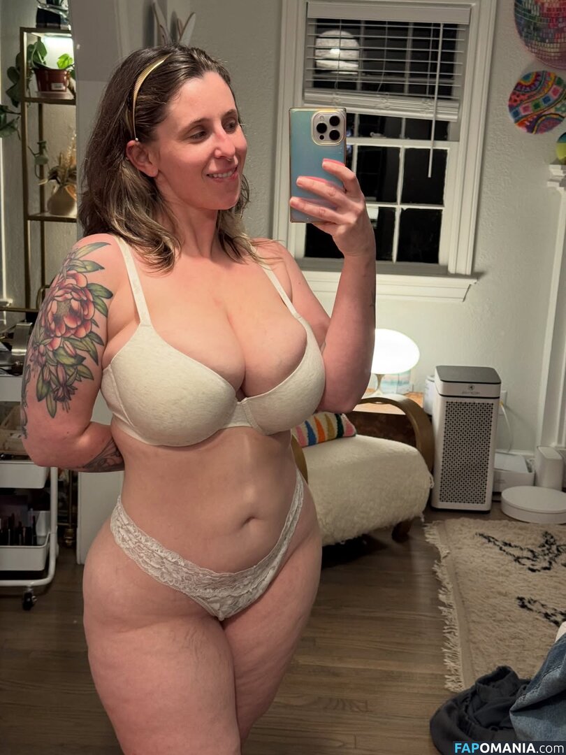 QTsnack / qtsnackirl Nu OnlyFans  Photo fuitée #134