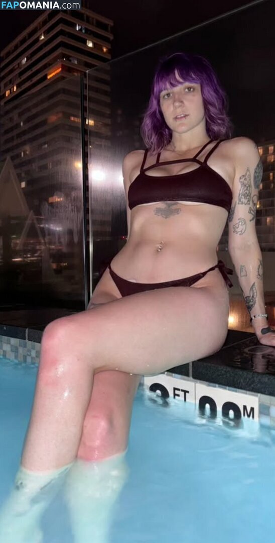 Queen of Vikings / Queenofvikings / Queenofvikings_ Nu OnlyFans  Photo fuitée #16