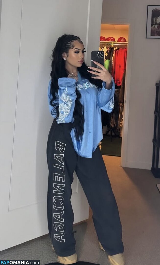 Queenbrii69 / queeennbriii / queenbri69 Nu OnlyFans  Photo fuitée #1