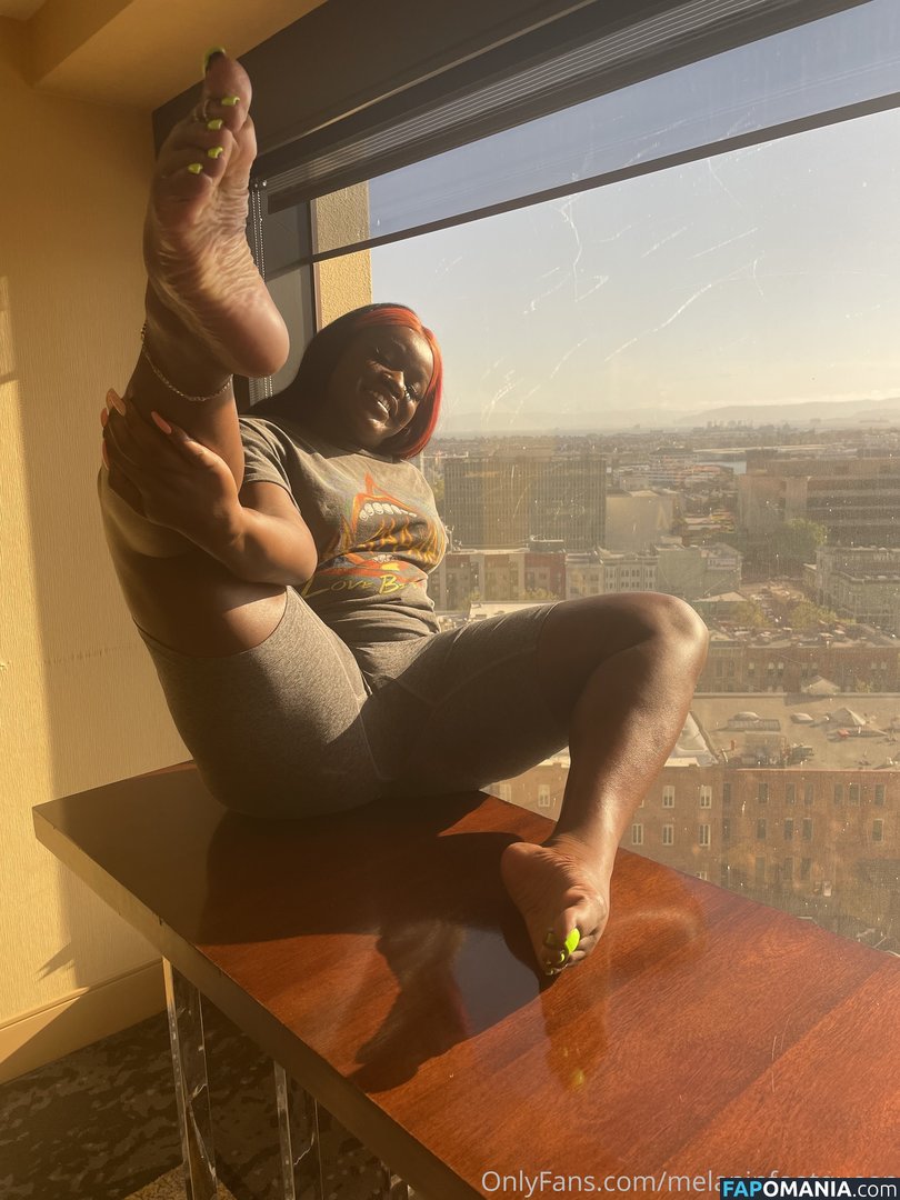 _melanin_queeen_ / queenmelaninsdungeonn Nu OnlyFans  Photo fuitée #29