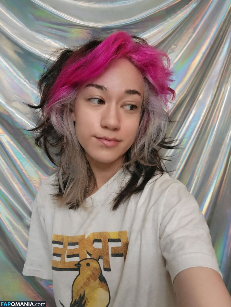 Queen Tofu Games / QueenTofu / Tofu_games / babytofu / https: Nu OnlyFans  Photo fuitée #403