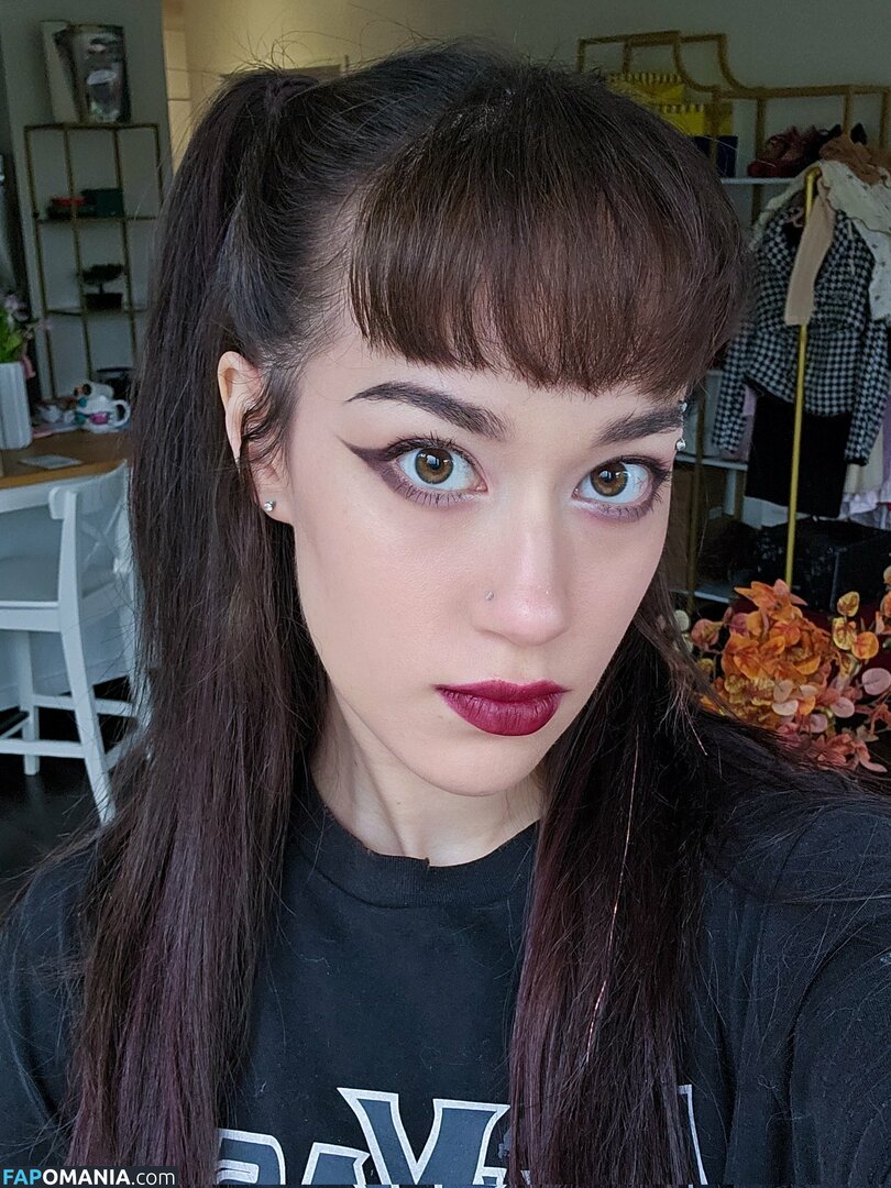 Queen Tofu Games / QueenTofu / Tofu_games / babytofu / https: Nu OnlyFans  Photo fuitée #445