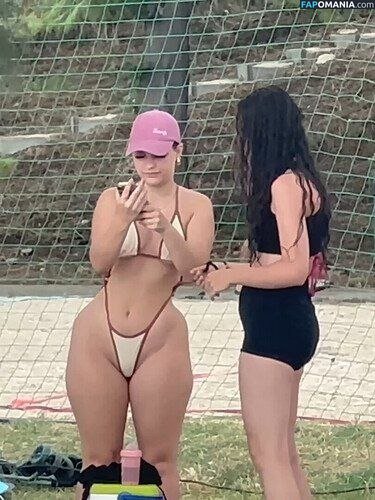 &Quot;Quem É Essa&Quot; Pesquise Nomes Aqui. / GallMonica80892 / https: Nu OnlyFans  Photo fuitée #54
