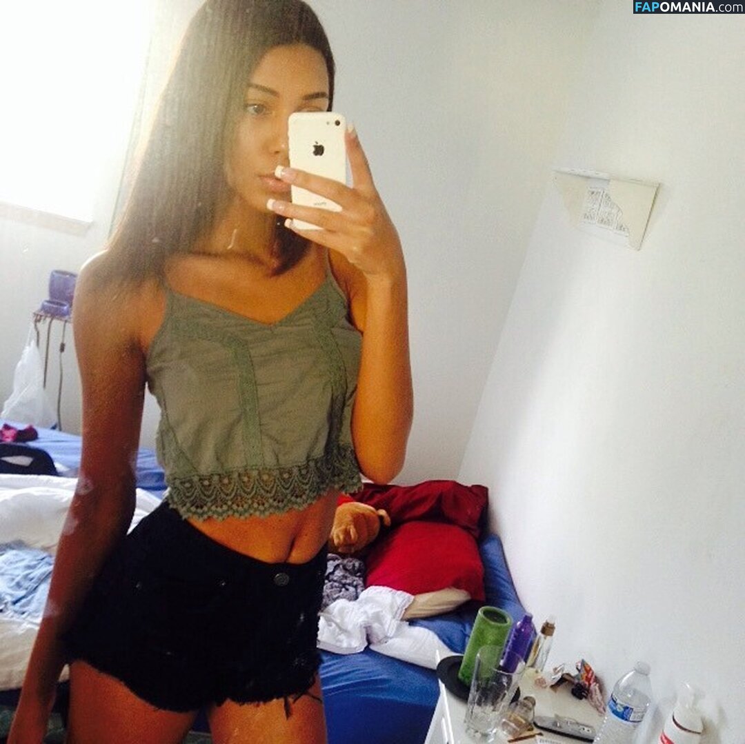 r-ache-lx / rachelxfoster Nu OnlyFans  Photo fuitée #13