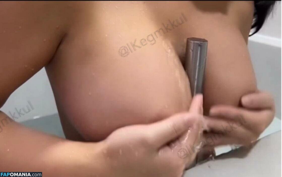 R0s8y / Rossy Korean / r0s8y__ / rossytvxxx Nu OnlyFans  Photo fuitée #7