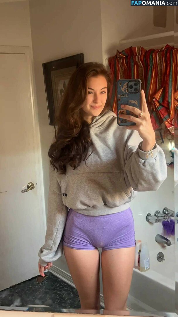 Beautyandbrainswithatwist / Rachel Michelle / rachellemichelle Nu OnlyFans  Photo fuitée #982