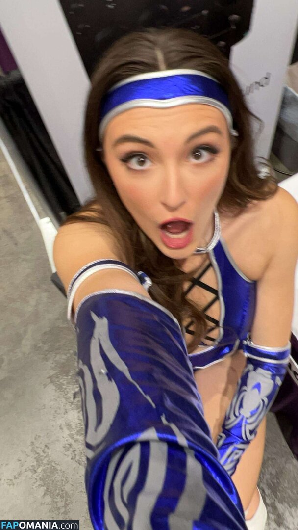 Beautyandbrainswithatwist / Rachel Michelle / rachellemichelle Nu OnlyFans  Photo fuitée #2815
