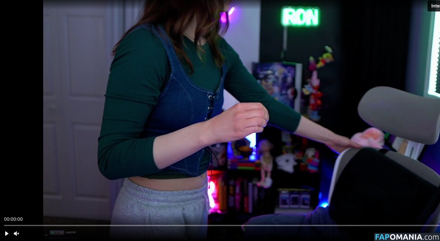 Rayactions / rayactions_ Nu OnlyFans  Photo fuitée #64