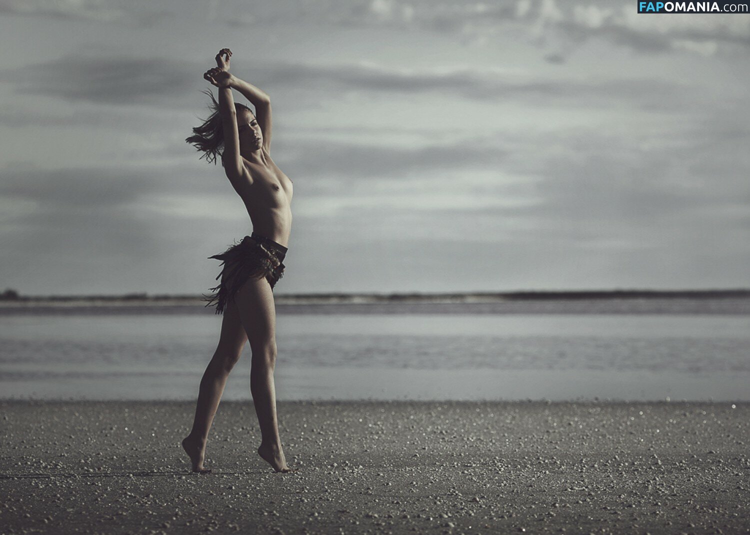 Rebecca Bagnol / _rebeccabagnol / bagnolrebecca / rebeccacambria_free Nu OnlyFans  Photo fuitée #1161