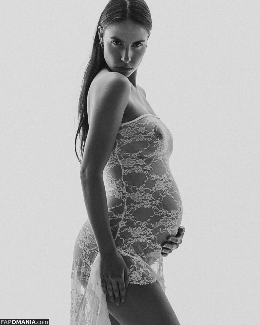 Rebecca Bagnol / _rebeccabagnol / bagnolrebecca / rebeccacambria_free Nu OnlyFans  Photo fuitée #1186