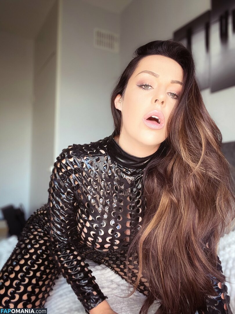 Rebecca Louise / RebeccaLouisex95 / rebeccalouise95 / rebeccaloumodel Nu OnlyFans  Photo fuitée #7