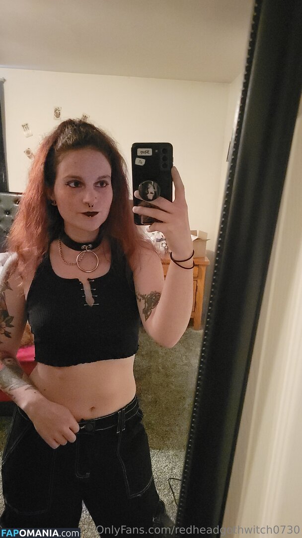 redheadgothwitch0730 Nu OnlyFans  Photo fuitée #1
