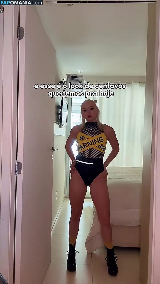 Renata Schneider / renata.c.schneider Nu OnlyFans  Photo fuitée #2