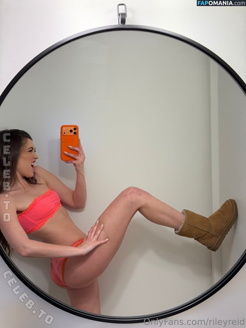 Riley Reid / hellorileyreid / rileyreidx3 Nu OnlyFans  Photo fuitée #3