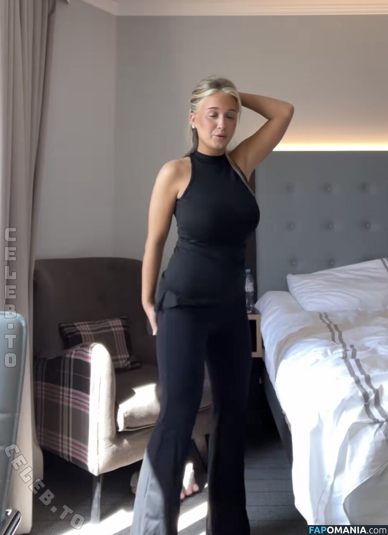 Rina / rina.official / rinaoffiziell Nu OnlyFans  Photo fuitée #15