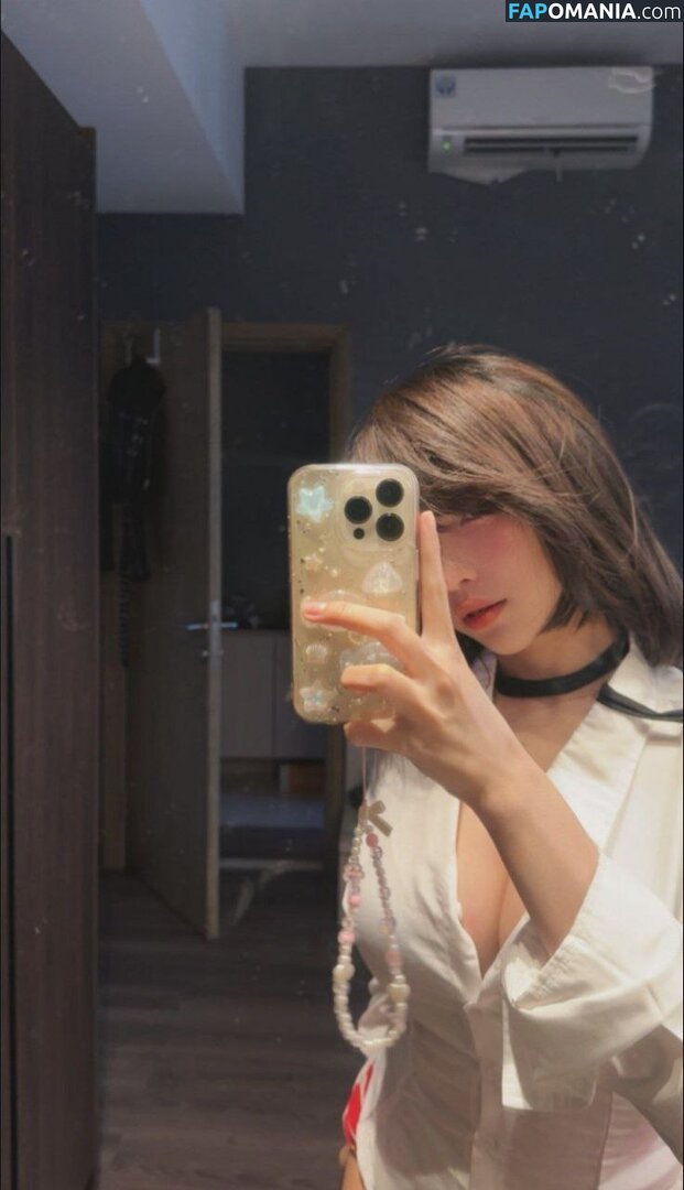 https: / notriissaaa / risaatjan Nu OnlyFans  Photo fuitée #16