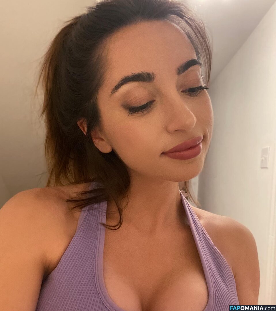 Riss Flex / TheRissFlex / https: / itsreallyriss / rissflex Nu OnlyFans  Photo fuitée #16