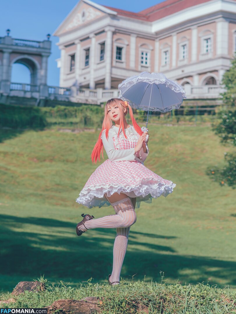 Rithe Cosplay / hellyrite / ritheania.c Nu OnlyFans  Photo fuitée #1