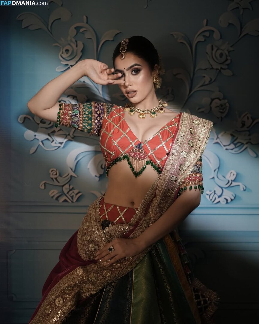 Riva Arora / https: / riva.arora.1 / riva.aroraofficial / rivarora_ Nu OnlyFans  Photo fuitée #3